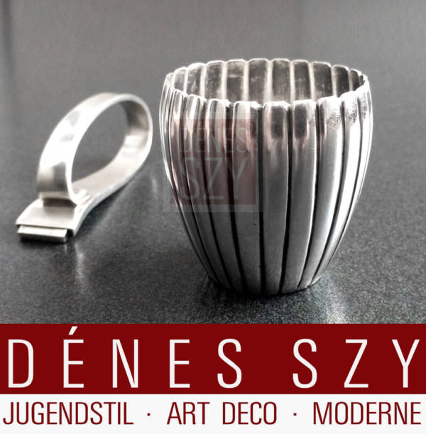 Georg Jensen silver Bernadotte pattern egg cup 905