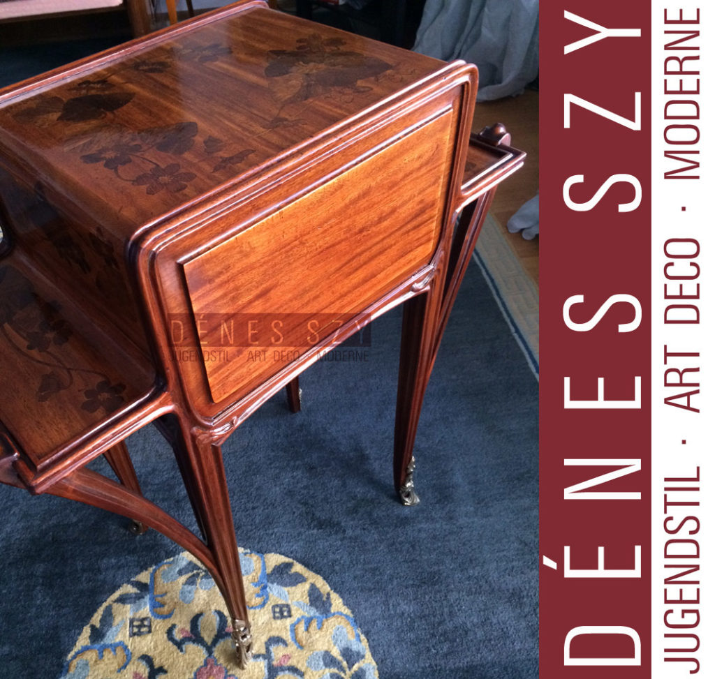 Louis Majorelle, Nancy France 1900, Art Nouveau, Beistelltisch