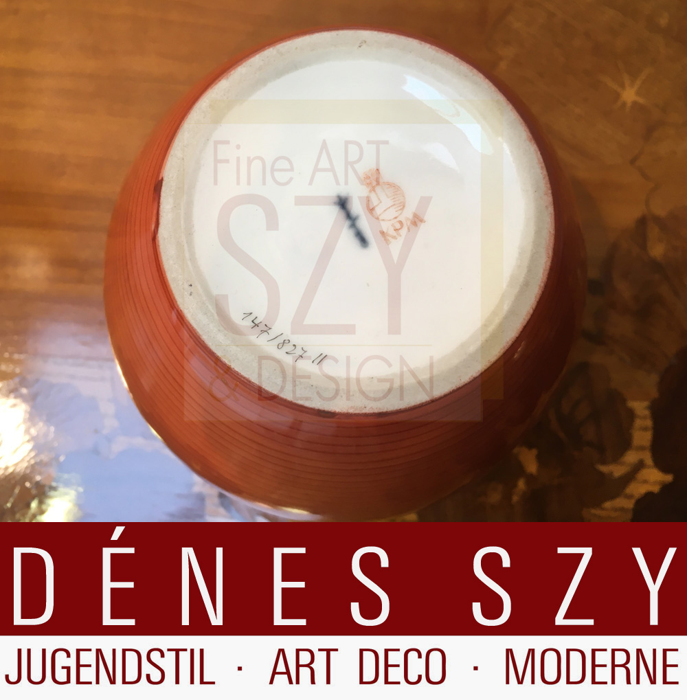 KPM Berlin Porzellan EIFORMVASE, Entwurf: Siegmund Schütz 1938