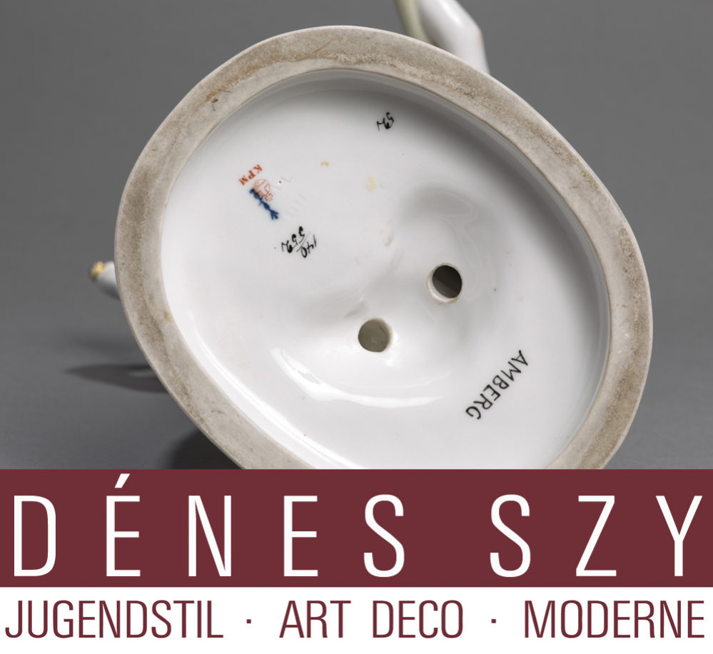 HOCHZEITSZUG KPM Berlin Porzellanfigur ETRUSKER, A. AMBERG