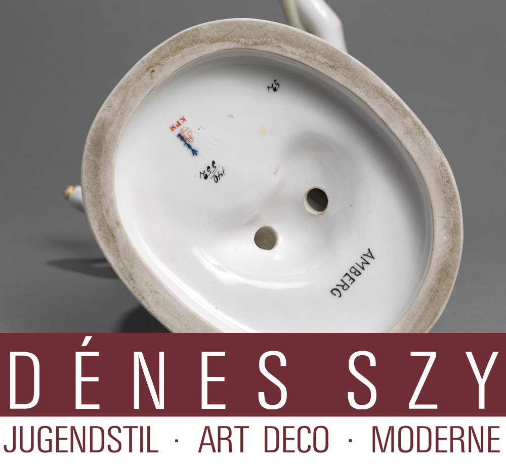 HOCHZEITSZUG KPM Berlin Porzellanfigur ETRUSKER, A. AMBERG