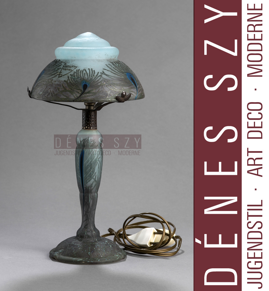 Daum Lampe, Jugendstil Glas geschnitten und geaetzt mit Pfauen Federn, Frankreich um 1900
