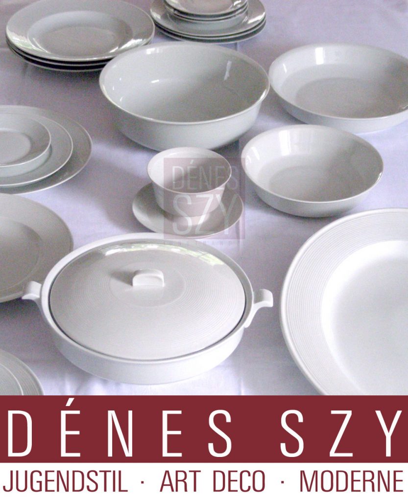 Halle Burg Giebichenstein eingedrückte Rillen KPM Porzellan weiss