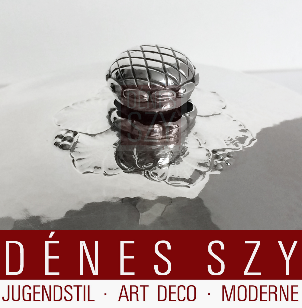 scatola di caviale in cristallo e argento Sterling di Georg Jensen