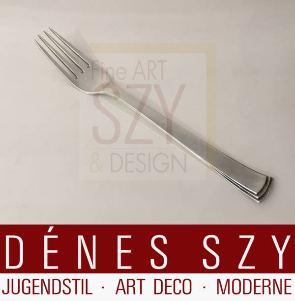 Handcrafted Art Deco silver cutlery children's fork, Pattern # 32 CONGO, HANDMADE, Design: Aage Weimar, Execution: Evald Nielsen silversmith, Denmark, silver 830/925