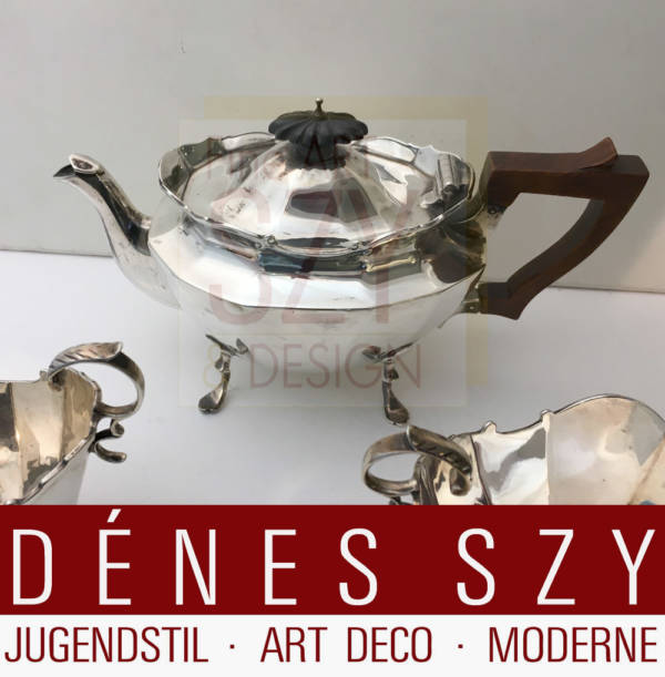 Teapot with creamer and sugar bowl, Design and execution: Edward and Sons, Glasgow, London 1898, sterling silver 925