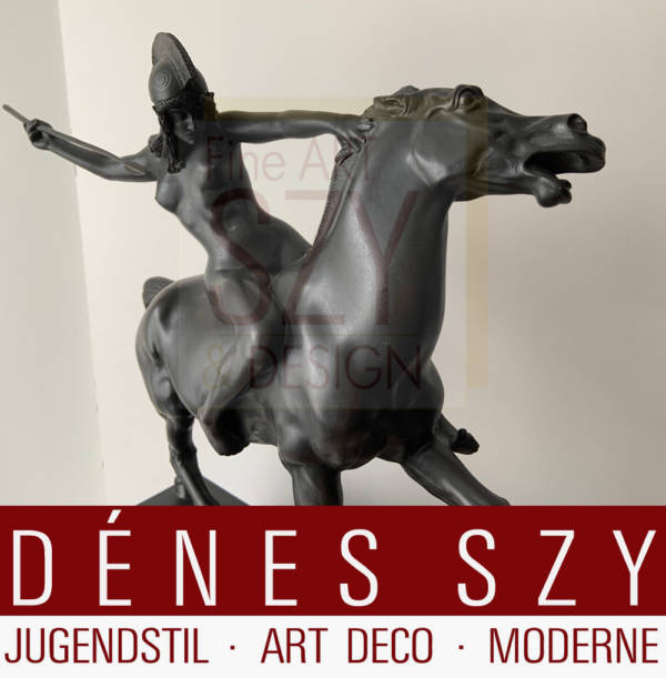 Amazone à cheval, bronze, Design: Franz von Stuck 1897, Exécution: Cosmas Leyrer, Munich Allemagne après 1905, bronze à patine noire