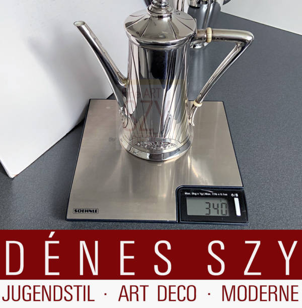 Sezessionistische Kaffeekanne mit Dianakopf Punze für 800er Silber, Wien 1900 Mz.:AB Symbolismus