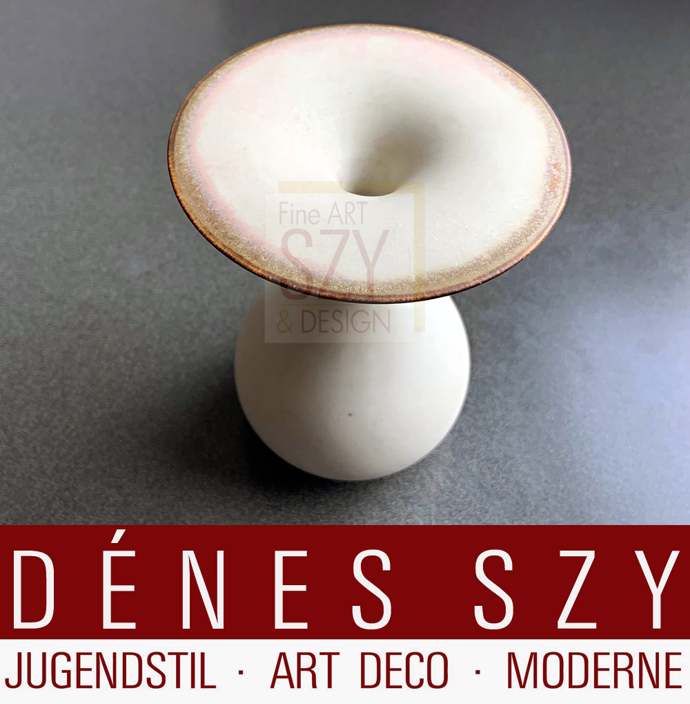 Deutsche Studio Keramik, Vase mit breit ausladenden Kragen an der Öffnung über Tropfenform oder Birnenform, von Karl und Ursula Scheid 1975