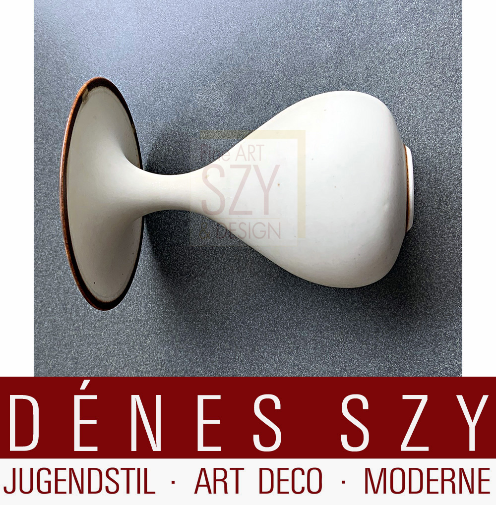 Deutsche Studio Keramik, Vase mit breit ausladenden Kragen an der Öffnung über Tropfenform oder Birnenform, von Karl und Ursula Scheid 1975