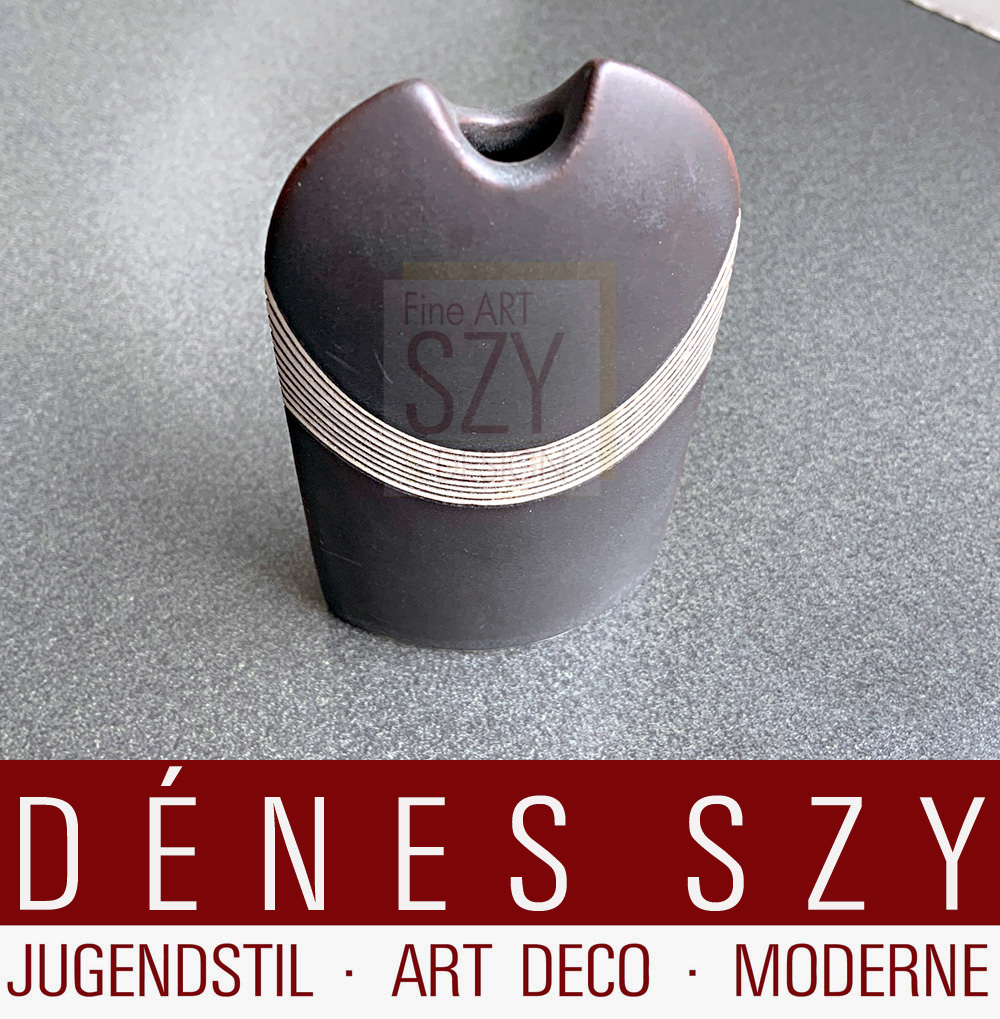 German Studio Ceramics, Vase, strict geometric form, black and white, Architectural arched form as siluette, gateway or sun and moon by Karl and Ursula Scheid 1977