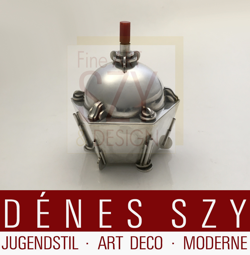 Scatola decorativa esagonale Bauhaus con pomello in bachlite, Design ed esecuzione: Germania 1928-30 circa, argento 800 con doratura interna, Circolo di Friedrich Schmid-Riegel, Norimberga, Germania (?)