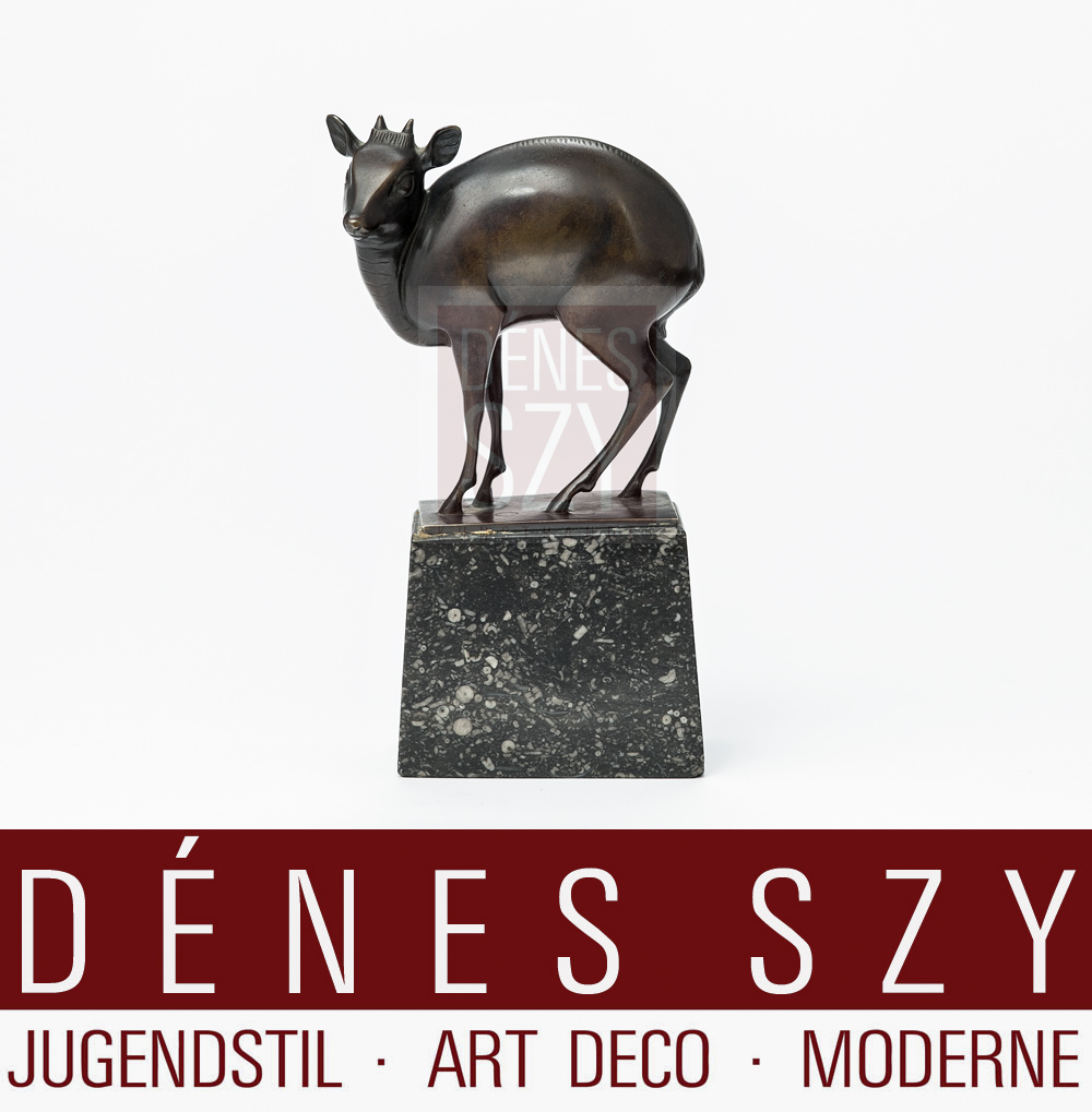 Figura in bronzo di antilope nana di Fritz Behn