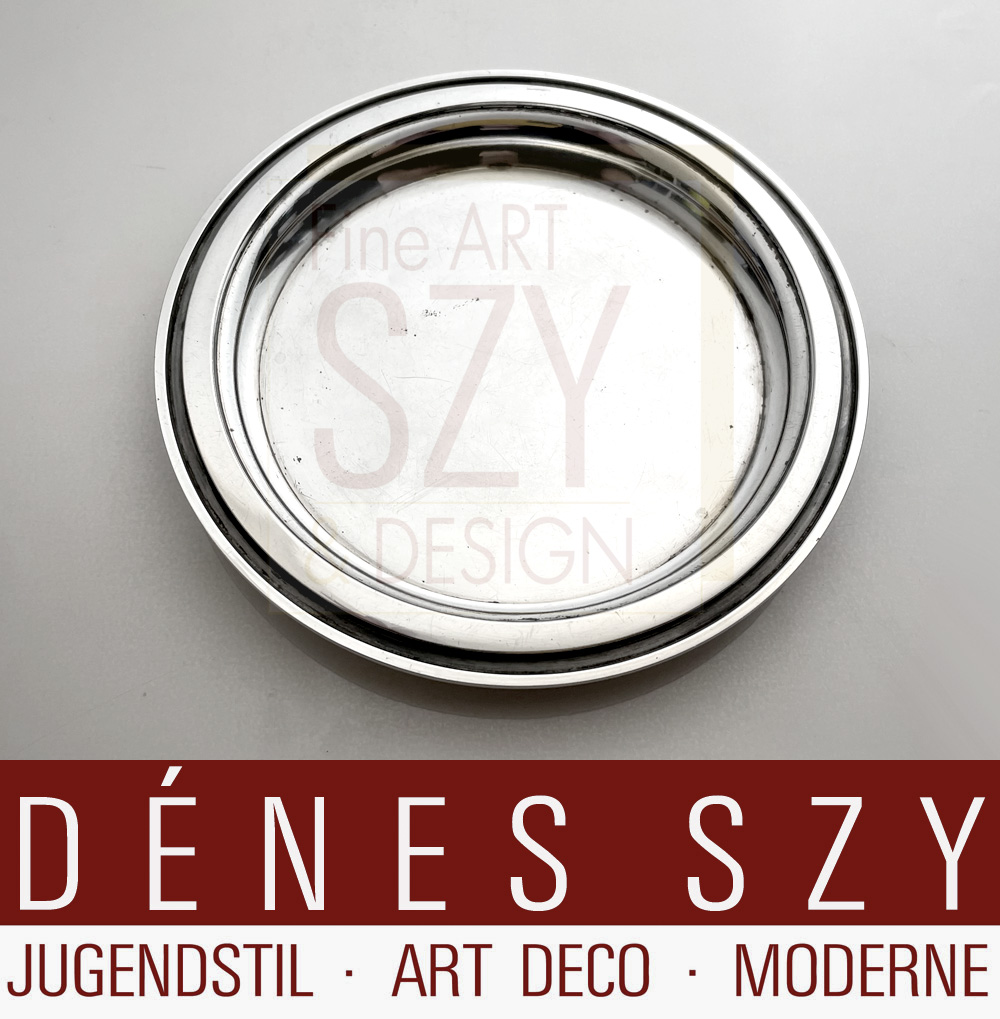 Sottobottiglia in argento Art Déco, Design ed esecuzione: Peter Bruckmann und Söhne Silberwarenfabrik, Heilbronn, Germania intorno al 1920-30, Argento 835