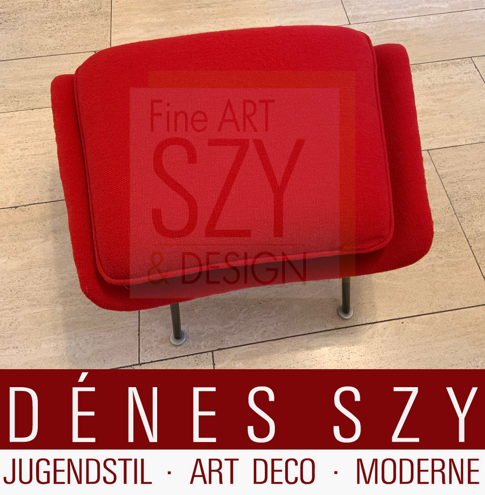 Eero Saarinen Womb Chair 1948 Knoll International