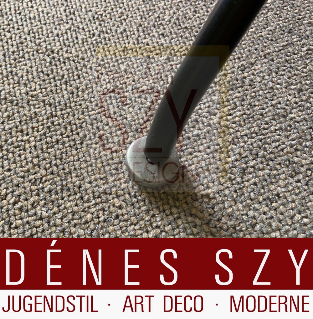 Eero Saarinen Womb Chair 1948 Knoll International