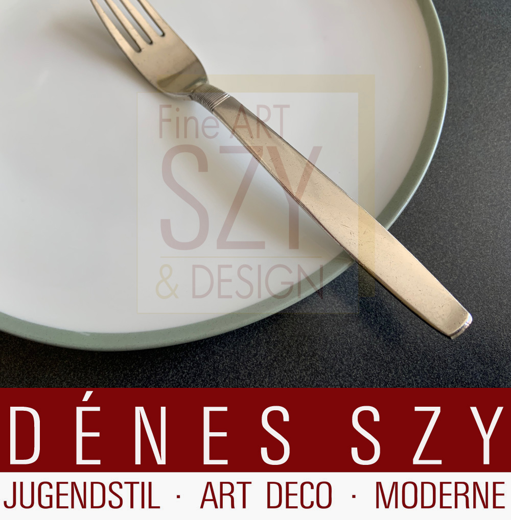 Piatto da dessert, Modello: Urbino con bordo celadon / bordo festa, Design: Trude Petri 1931, Esecuzione: KPM Berlin, marchato con scettro blu e una lettera dell'anno per il 1938