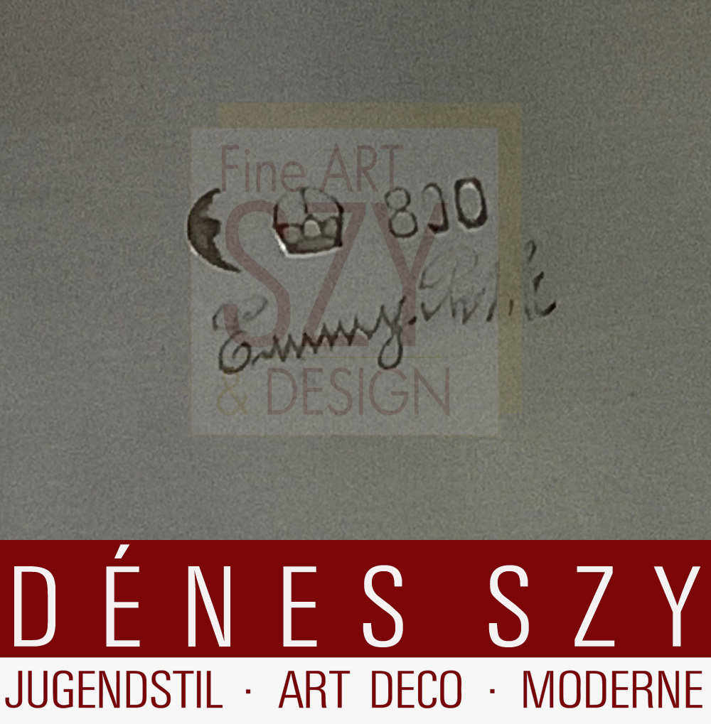 Candelabro in argento a quattro fiamme, lavorato asimmetricamente, Design ed esecuzione: Emmy Roth, probabilmente Berlino, Germania intorno al 1925/27, Argento 800