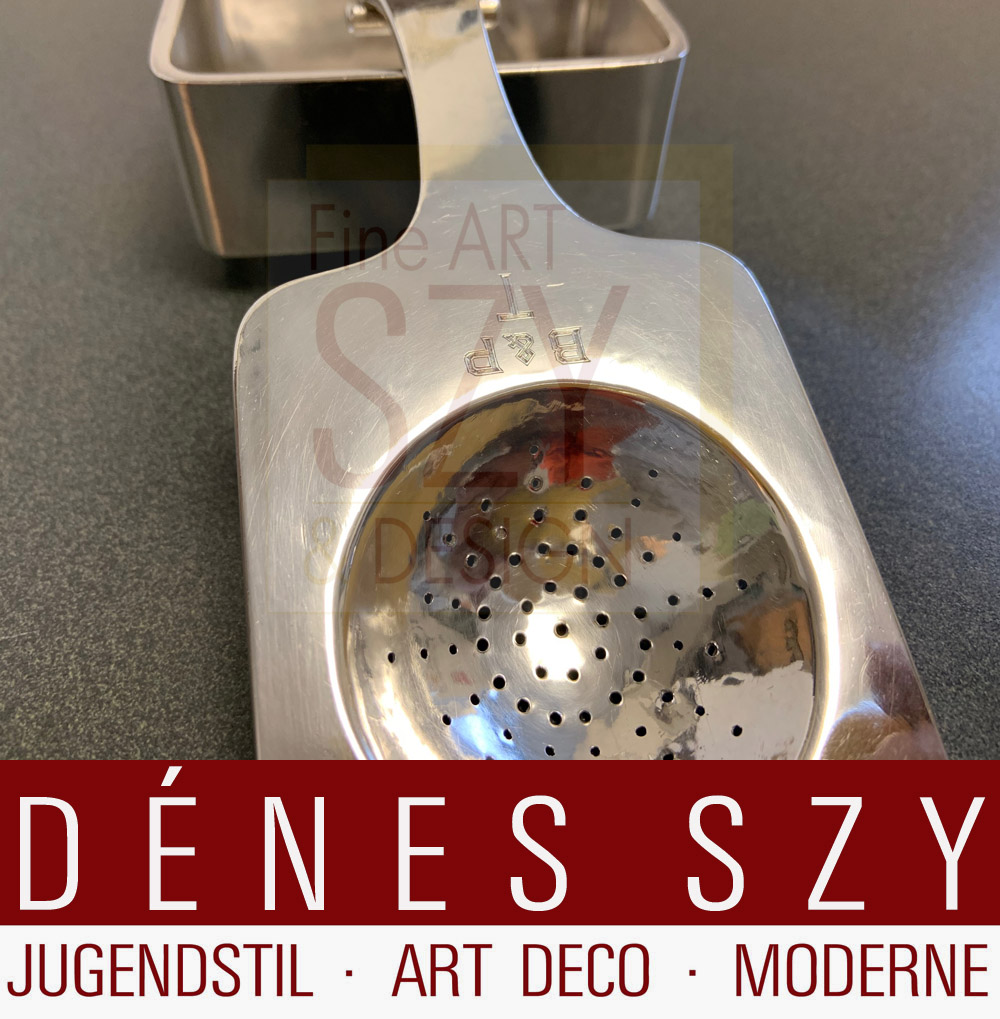 Art Déco, colino da tè Bauhaus, Design ed esecuzione: Emmy Roth, Werkstatt Berlin intorno al 1925/27, Germania, argento 800
