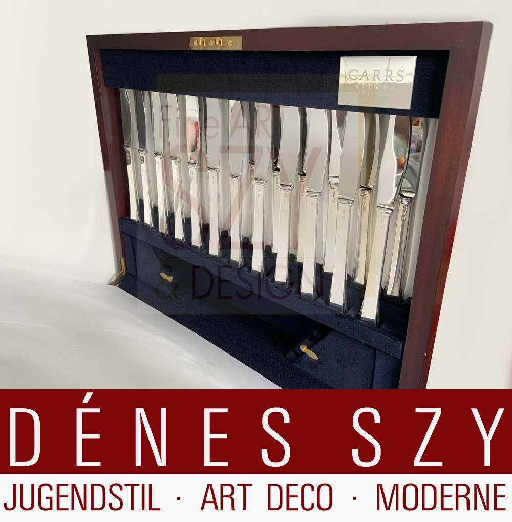 Posate in argento Art Déco fatto a mano per 12 persone, Modello # 32 CONGO, FATTO A MANO, Design: Aage Weimar, Esecuzione: argentieri Evald Nielsen, Danimarca, argento 925 e argento 830, 150 pezzi in totale, nella scatola delle posate originale di CARRS Silver Sheffield