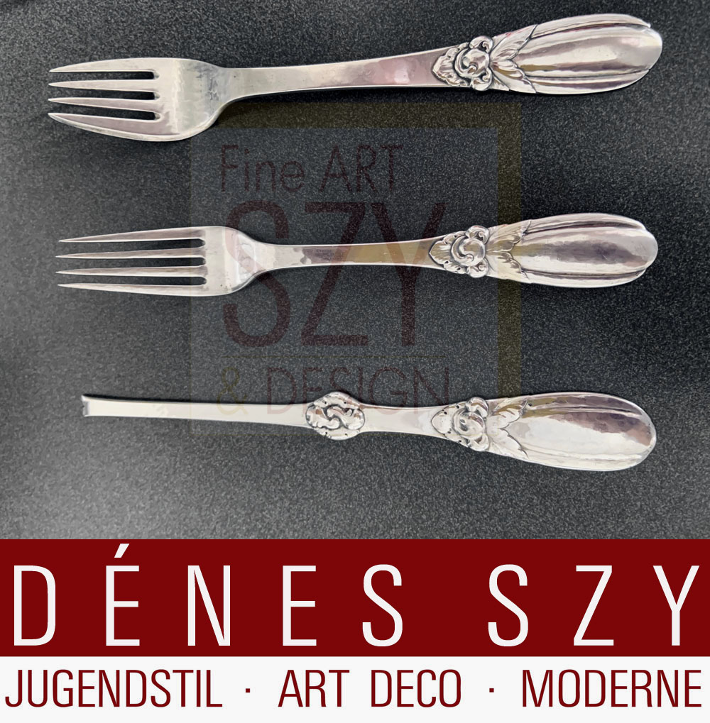 Posate in argento Art Nouveau, modello n. 16 (giglio), Arvesolv, Design ed esecuzione: Evald Nielsen, Copenaghen 1920s, Danimarca, argento 830