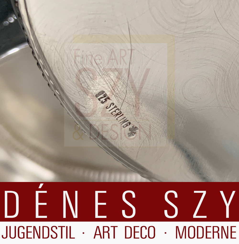 Paio di sottobicchieri in argento, Design ed esecuzione: Gebrüder Kühn Silberwarenfabrik, Schwäbisch Gmünd, Germania anni '50, Argento 925