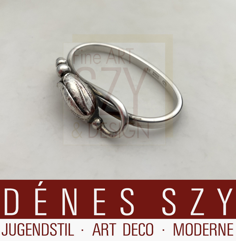 Portatovagliolo # 84, Modello: Magnolia 84, Collezione Blossom, Design: Georg Jensen 1919, Esecuzione: argentieri Georg Jensen, Copenaghen 1950 circa, Danimarca, Argento sterling, argento 925