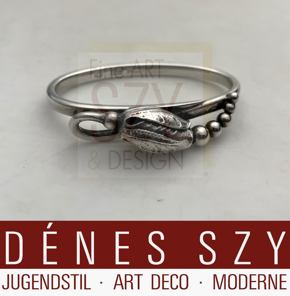 Portatovagliolo # 84, Modello: Magnolia 84, Collezione Blossom, Design: Georg Jensen 1919, Esecuzione: argentieri Georg Jensen, Copenaghen 1950 circa, Danimarca, Argento sterling, argento 925