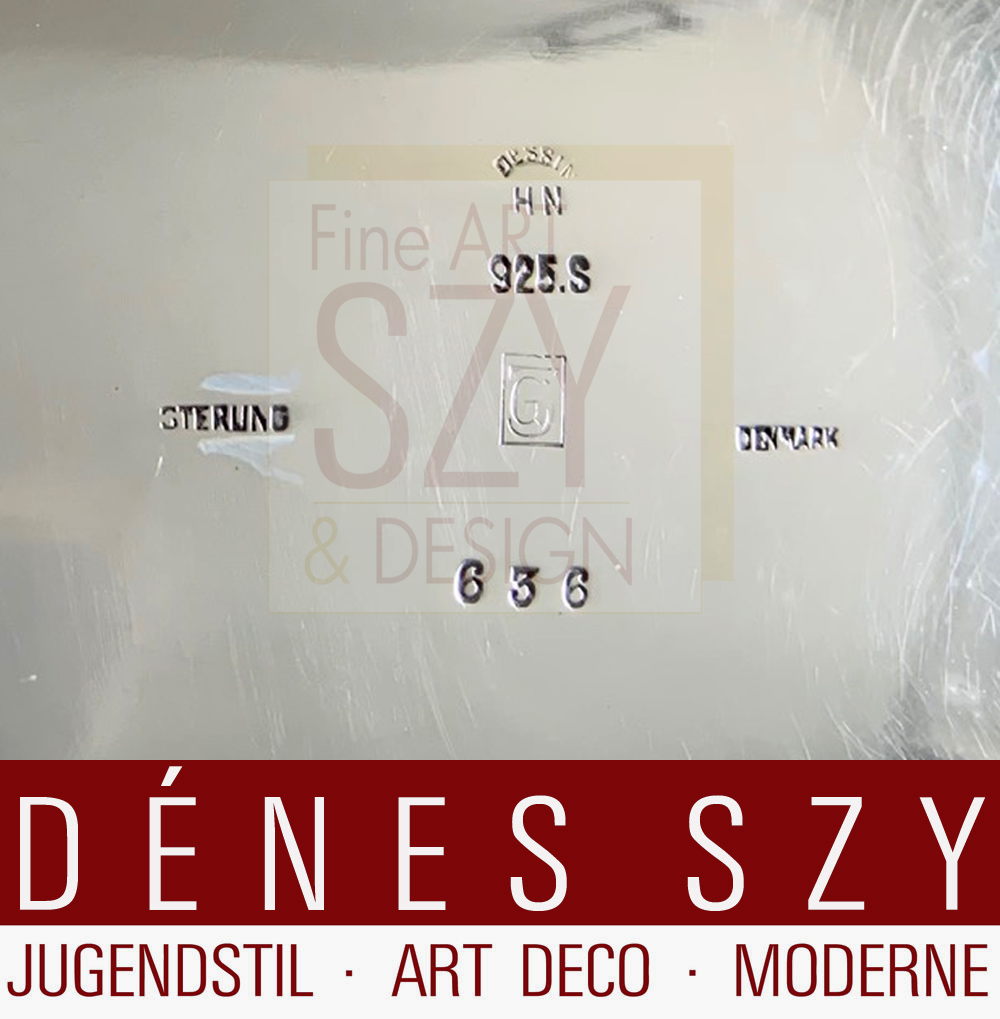 Grande ciotola / ciotola centrotavola # 636, Modello Piramide, pyramid, Design: Harald Nielsen 1928, Esecuzione: argentieri Georg Jensen, Copenaghen 1933-44, Danimarca, argento Sterling