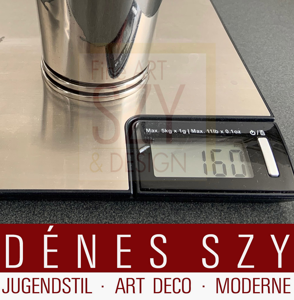 Pre-war Tazza # 600B, Design: Harald Nielsen intorno al 1930, Esecuzione: Georg Jensen Silversmith's, Copenhagen Danimarca 1933-44, argento sterling