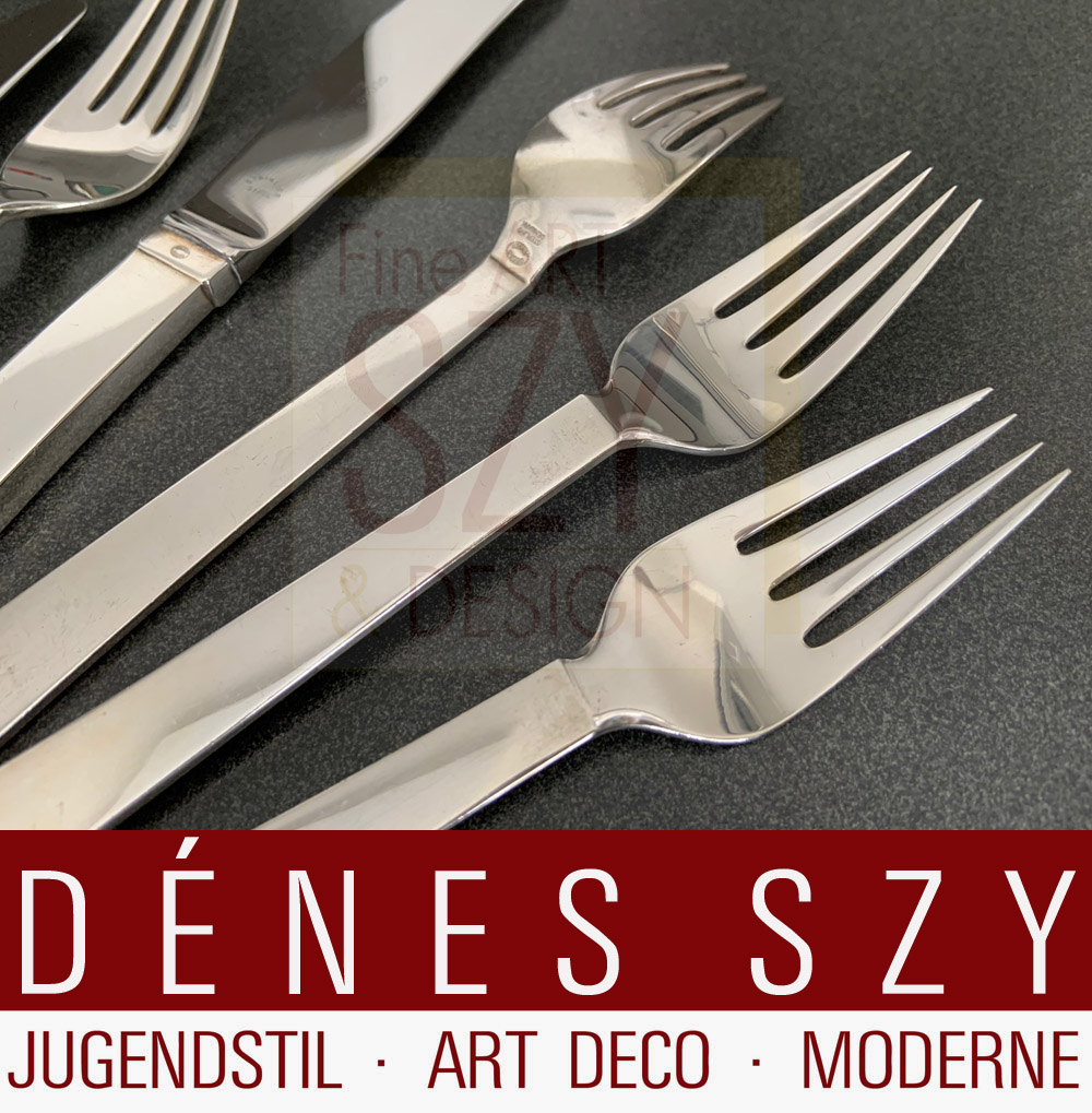 Set Art Déco di forchette e coltelli da tavola per 6 persone, 12 pezzi, Design: Harald Nielsen 1927 - Pyramid Collection, Esecuzione: Georg Jensen, Copenaghen ca. 1950, Danimarca, Argento 925