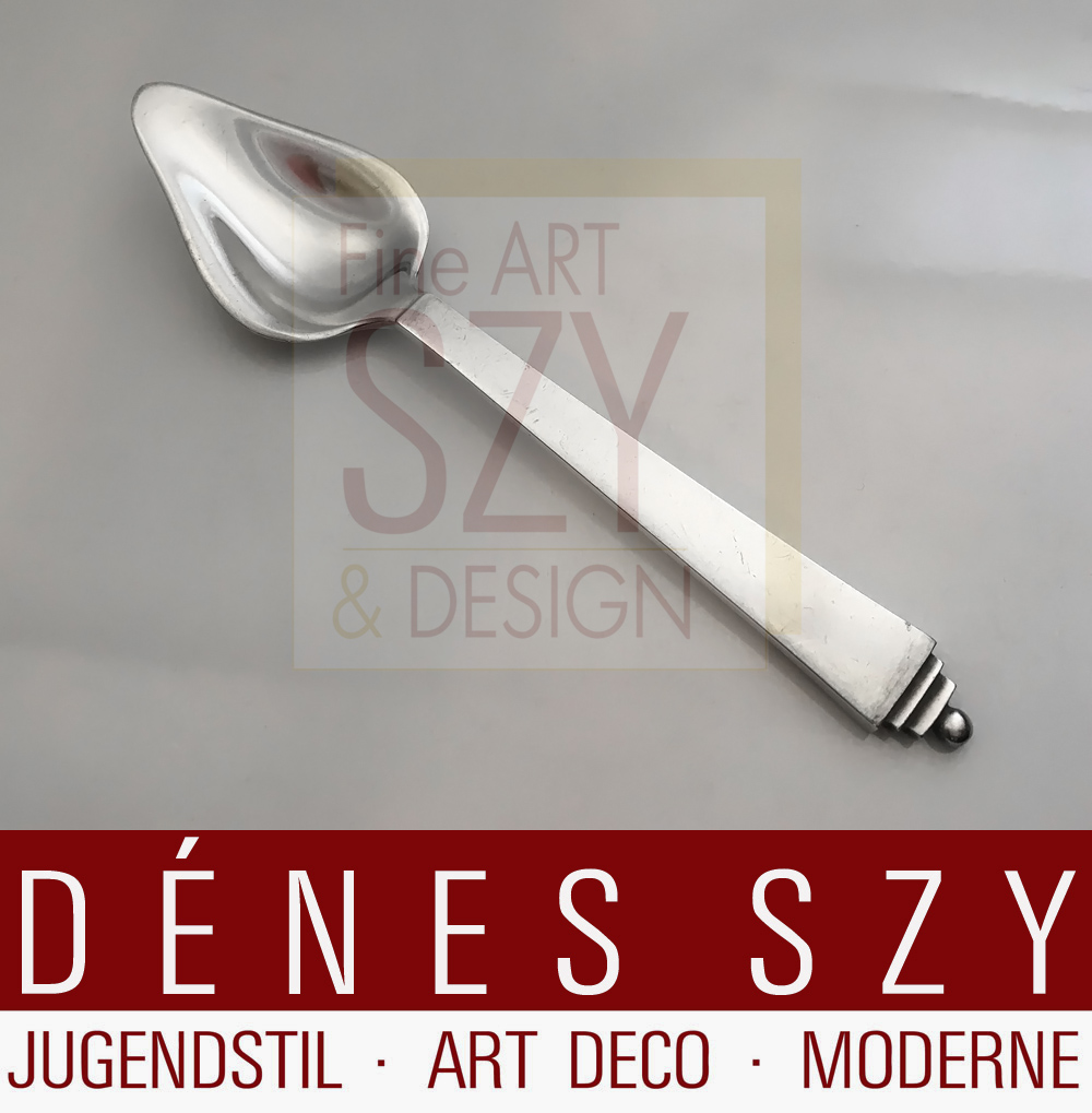 6 cucchiai di pompelmo, Design: Harald Nielsen 1927 - Collezione Pyramid, Esecuzione: argentieri di Georg Jensen, Copenaghen 1933-44 Danimarca, con francobolli d'importazione inglesi del 1937, Argento sterling
