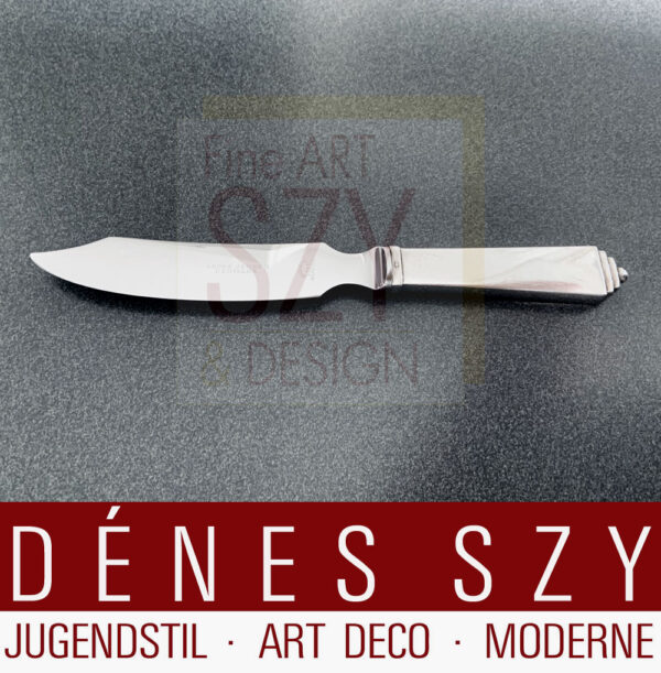 Coltello da formaggio Art Deco con lama in acciaio, Modello: Pyramid, piramide 15, Design: Harald Nielsen 1927, Esecuzione: argentieri Georg Jensen, Copenaghen circa 1950, Danimarca, Argento sterling