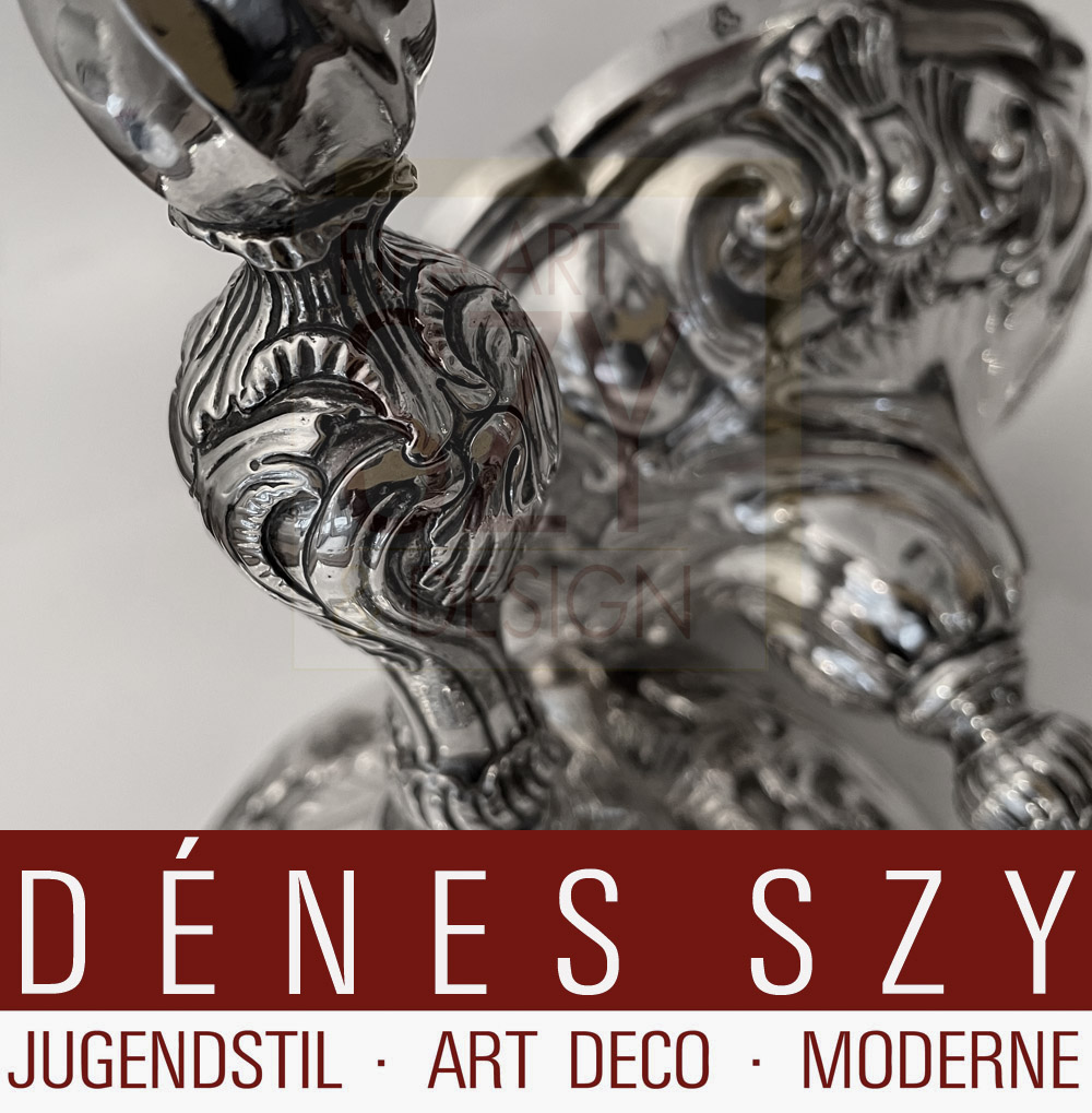 Norddeutsches Rokoko Leuchter Paar um 1770, Meisterzeichen HCB für Hans Conrad Albert Barckhan, Stadtmarke Hamburg mit Buchstabe D für 1760-1784, Typischer Hamburger Dekor, größer und schwerer als üblich