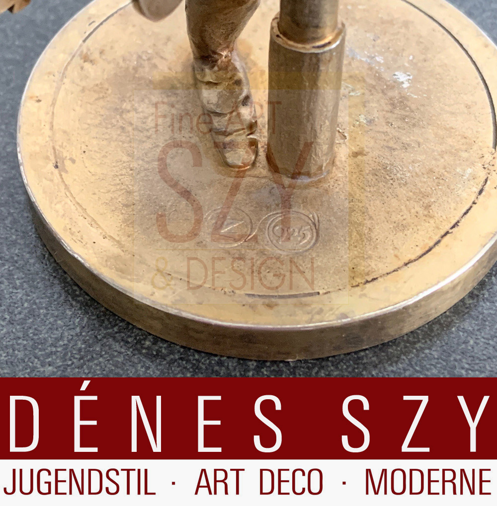 Candeliere cappella dell'angelo - chitarrista, Progettazione ed esecuzione: Herbert Zeitner, Lüneburg 1940s, Argento 925 placcato in oro