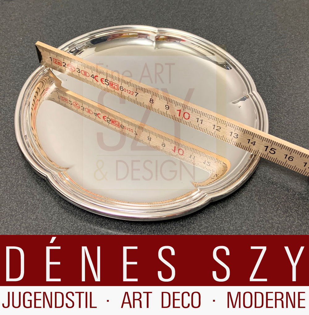 Piatto per bottiglie in argento, sottobicchiere per bottiglie, Design ed esecuzione: manifattura di argenteria Jezler (fondata nel 1822), Sciaffusa, Svizzera, Argento 830