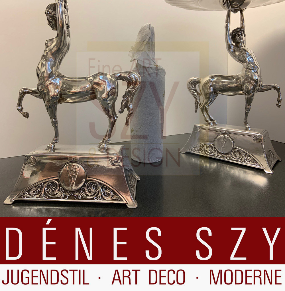 Due centrotavola con centauri, Design ed esecuzione: Württembergische Metallwarenfabrik intorno al 1910, Germania, Metallo, placcato argento, contrassegnato con il numero di modello 404