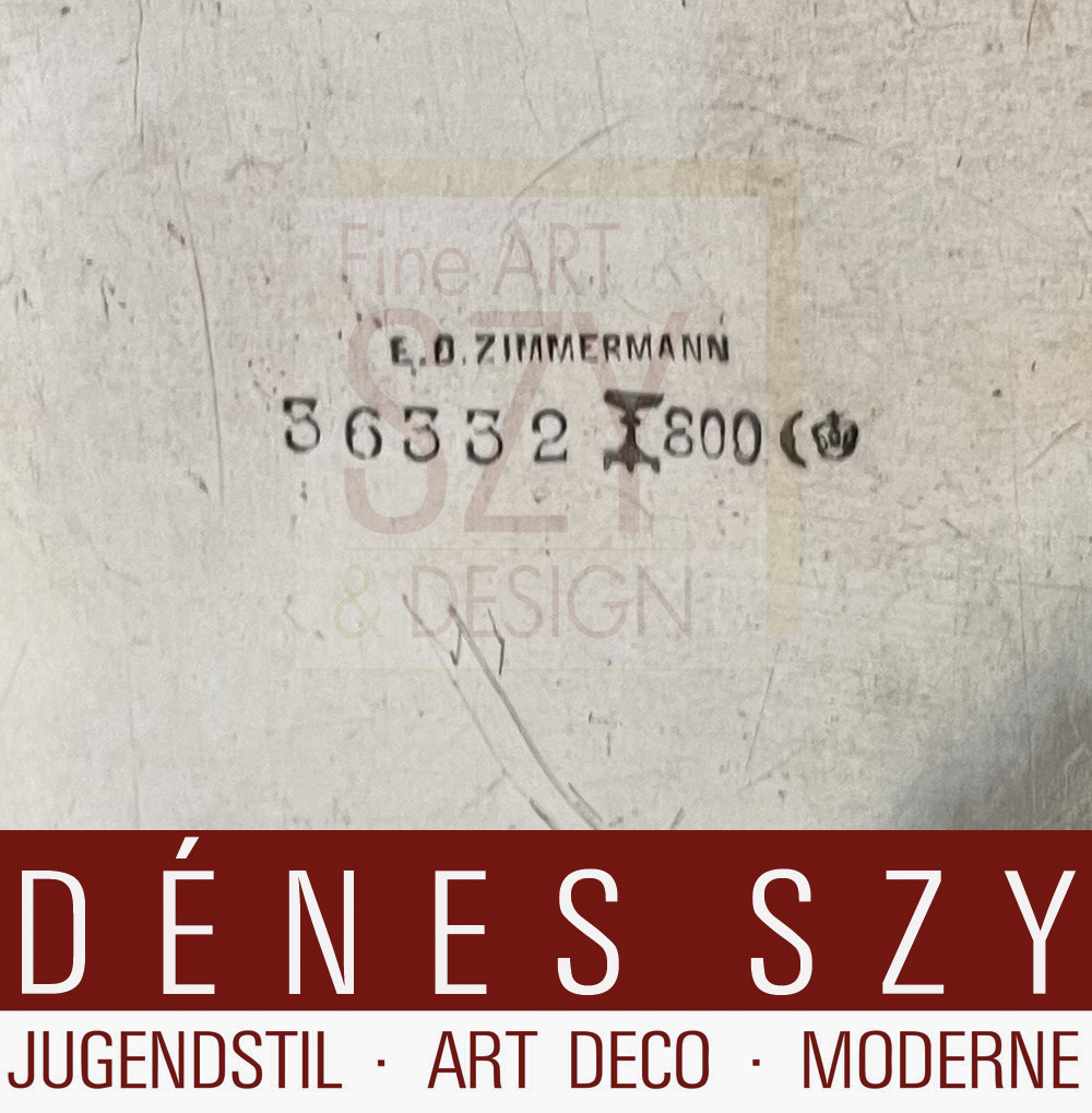 Servizio da tè in argento Art Nouveau su vassoio, 4 pezzi, Design & Esecuzione: Koch & Bergfeld, Brema intorno al 1900, Germania, Argento 800, parzialmente dorato