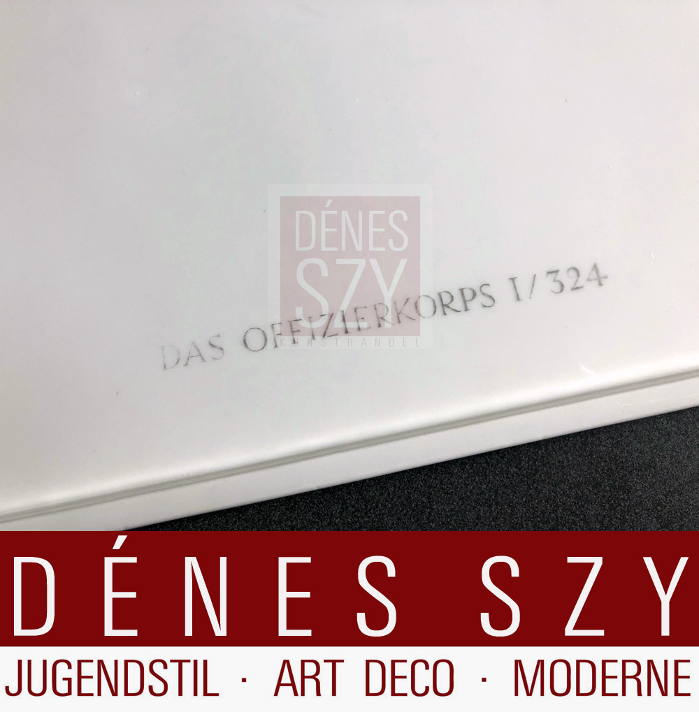 Vassoio quadrato, Forma HALLE, Hallesche Form bianco, Design: Marguerite Friedlaender Wildenhain 1930, Esecuzione: KPM Berlino 1936, Germania, porcellana