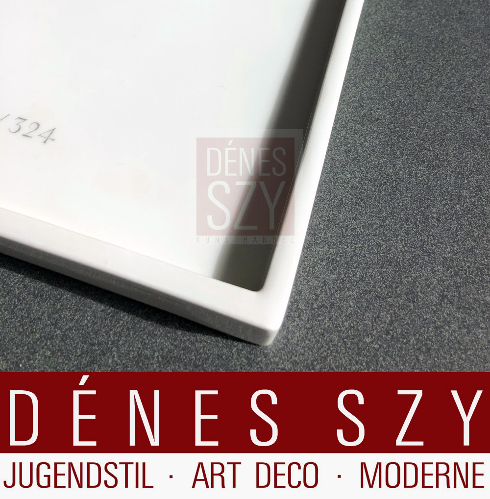 Vassoio quadrato, Forma HALLE, Hallesche Form bianco, Design: Marguerite Friedlaender Wildenhain 1930, Esecuzione: KPM Berlino 1936, Germania, porcellana