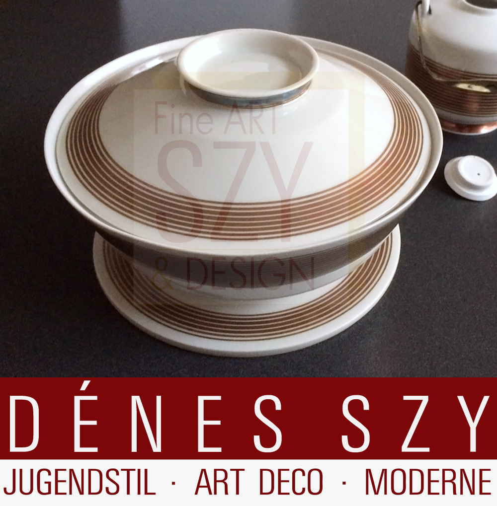 Trude Petri e Marguerite Friedlaender: terrina rotonda con copperchio, manifattura Reale di porcellana di Berlino, Burg Giebichenstein 1930 BAUHAUS