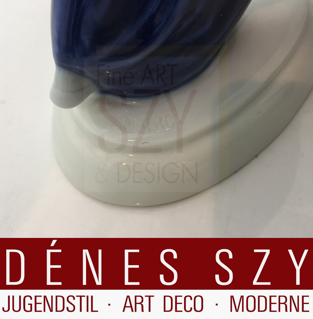 La persiana con tamburello, figura in porcellana di KPM Berlino