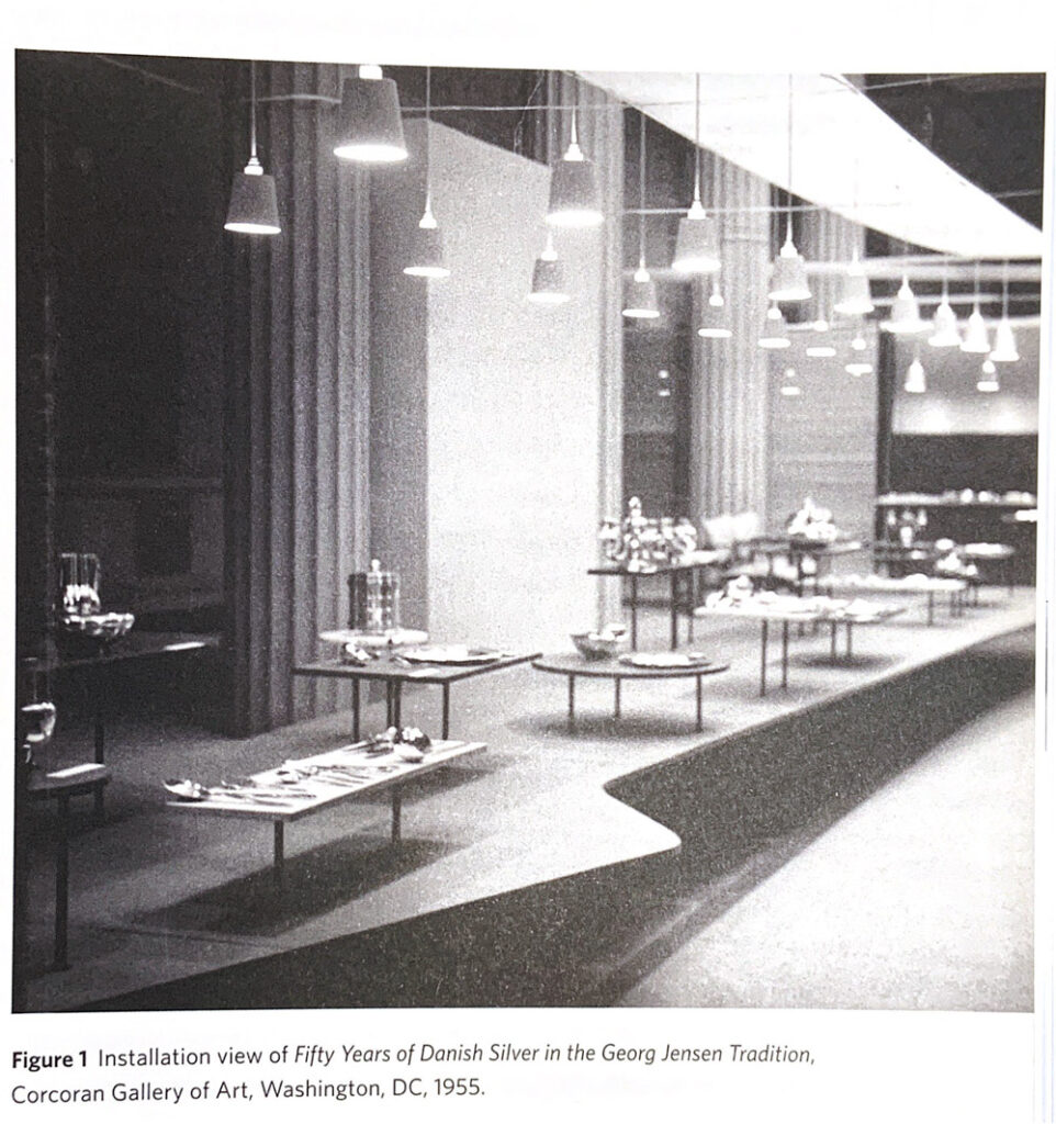 Alison Fisher: Georg Jensen. Scandinavian Design For Living. Yale University Press 2018