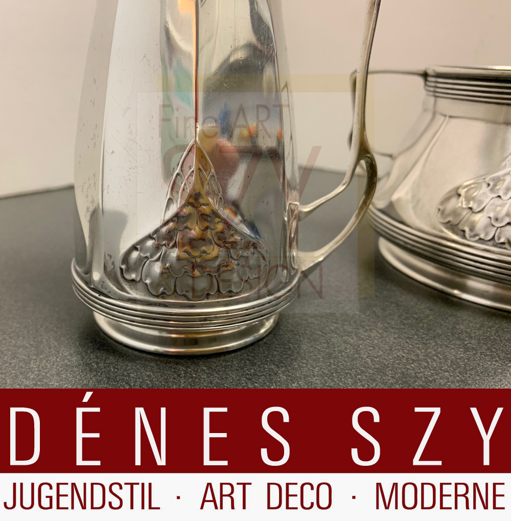 Art Nouveau lattiera e zuccheriera con manici, modelli numeri 88 (latte) e 89 (zucchero), Design ed esecuzione: Orivit AG, Colonia-Ehrenfeld, Germania circa 1904, argento 800