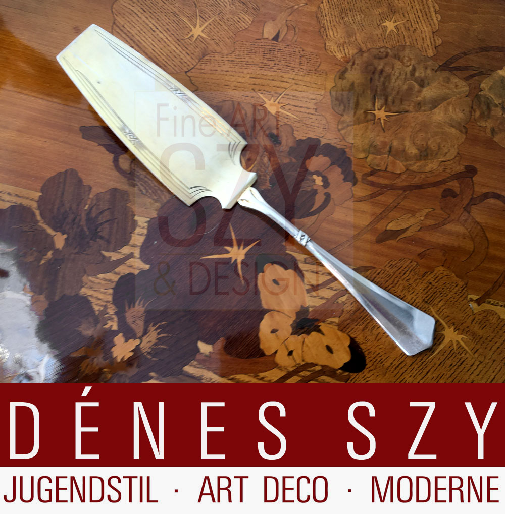 Spatola per torta dal modello Legamento crociato, design di fabbrica prima del 1900, Vereinigte Duesseldorfer Silberwarenfabriken VSF Germania, Argento 800, parzialmente dorato, inciso