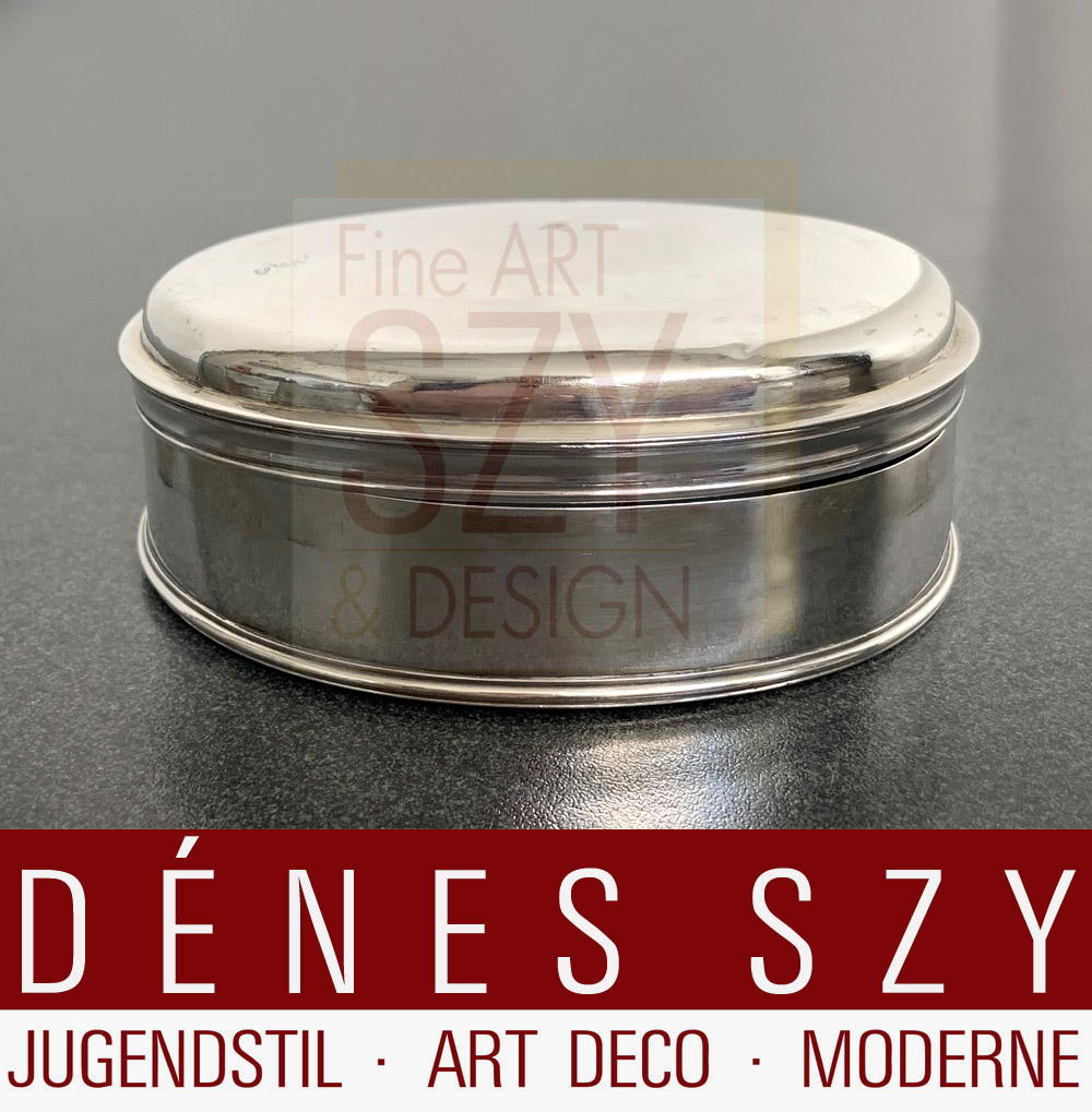 Scatola con coperchio, scatola per polvere, scatola da un set da viaggio, forma ovale del primo barocco, Germania (?) 1780-1810 probabilmente anche prima, argento, doratura all'interno