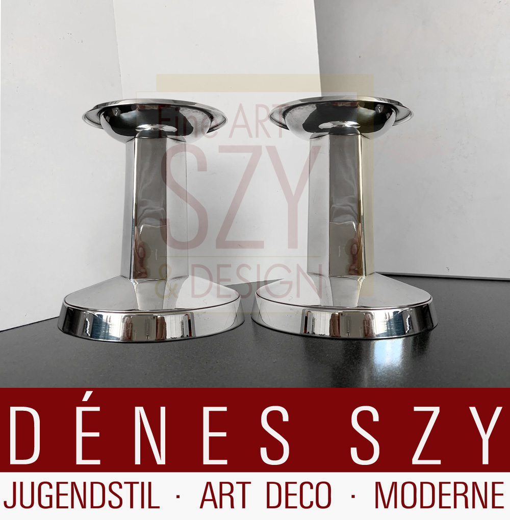 Paio di candelieri moderni svedesi Mid-Century in argento GAB