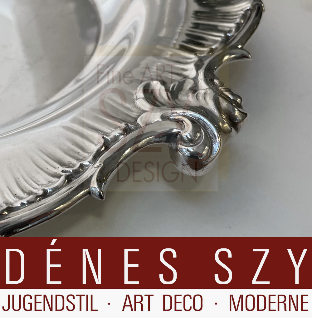 Piatto fondo tondo in argento da un servizio di corte, con decorazione a conchiglia in foglia neobarocca, Esecuzione: Sy e Wagner, Berlino 1870 circa, Germania