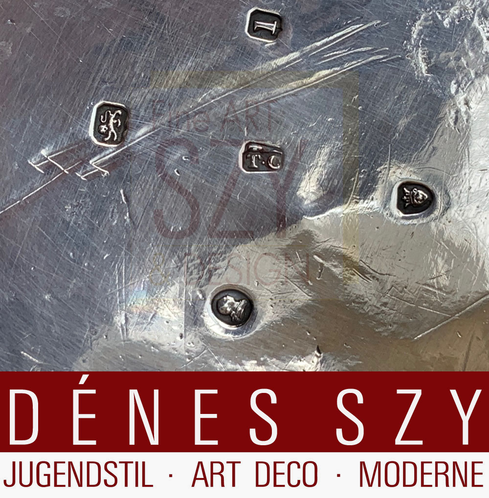 Teiera in argento dalla classica forma a pera, Esecuzione: Thomas Chawner, Londra 1786, Inghilterra, argento sterling 925, probabilmente pomo e manico in legno pregiato