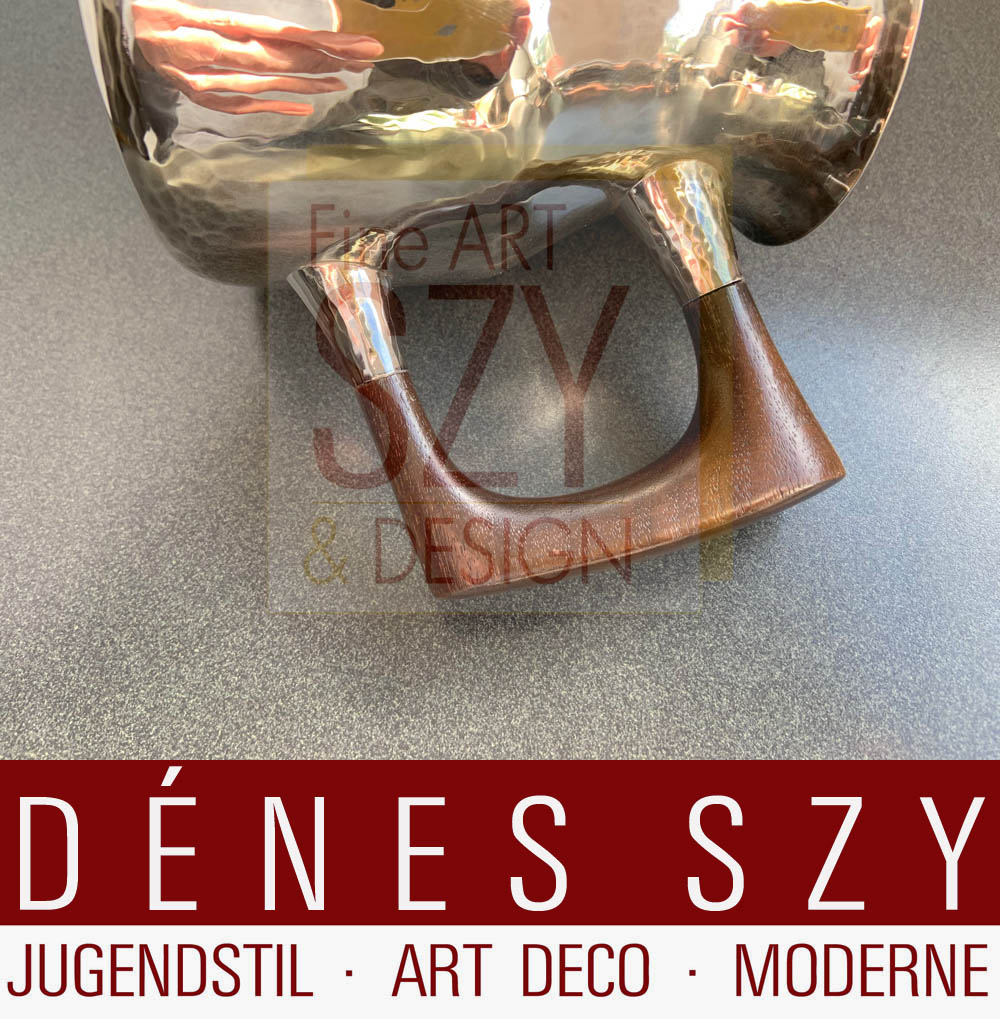 MGAB Svezia servizio da tè o caffè in argento 4 parti fatto a mano, Design / master: Eric Löfman degli anni '70, Esecuzione: MGAB, Markströms Guldsmeds AB, K G, Upsalla 1977-79, 830 argento